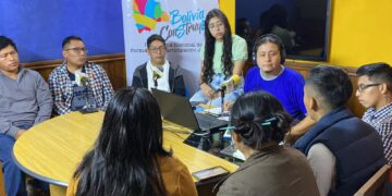 Plataforma Bolivia Construye: Exitoso evento promueve la participación juvenil en la planificación urbana