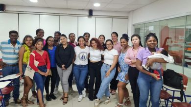 En un esfuerzo por promover la independencia económica y el desarrollo integral de mujeres afrobolivianas emprendedoras, se ha llevado a cabo con éxito el programa educativo "Empodera Afro". Este innovador proyecto, diseñado para fortalecer habilidades digitales, empoderar a nivel personal y fomentar la participación activa en el mundo empresarial, ha sido una herramienta clave para transformar.
